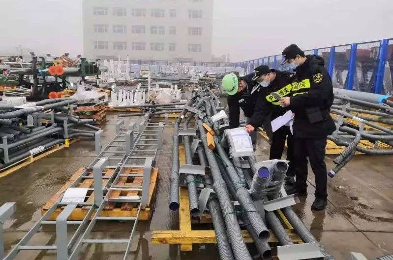 船舶安全守护者:船用消防器材的重要性与发展趋势